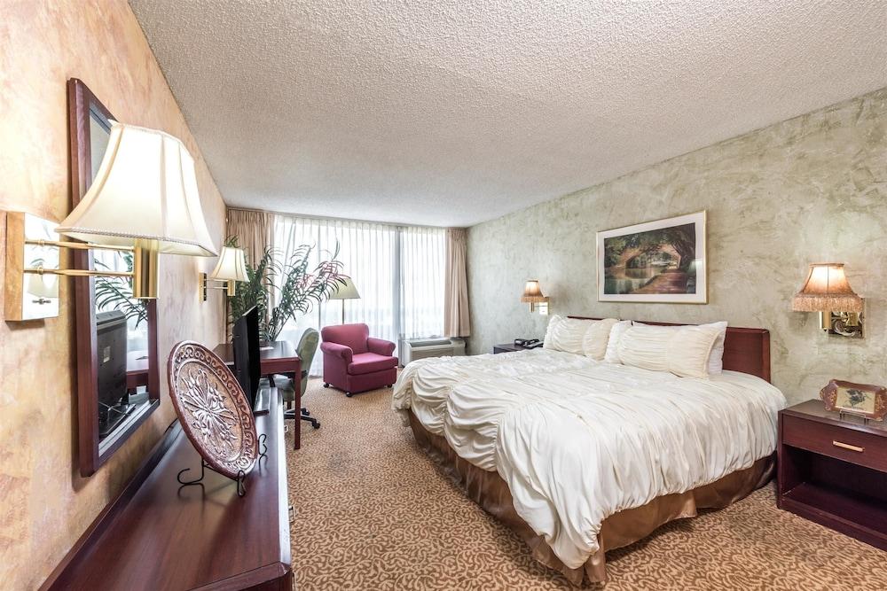 Staybridge Suites Dallas Market Ctr Love Field, An Ihg Hotel Buitenkant foto