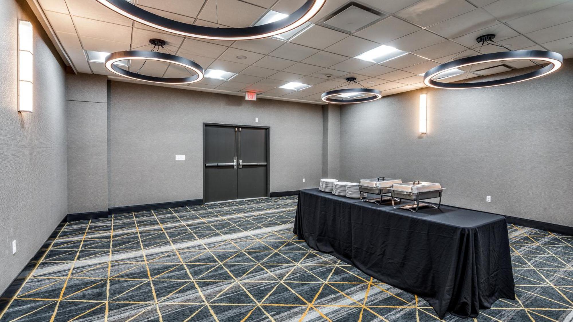 Staybridge Suites Dallas Market Ctr Love Field, An Ihg Hotel Buitenkant foto