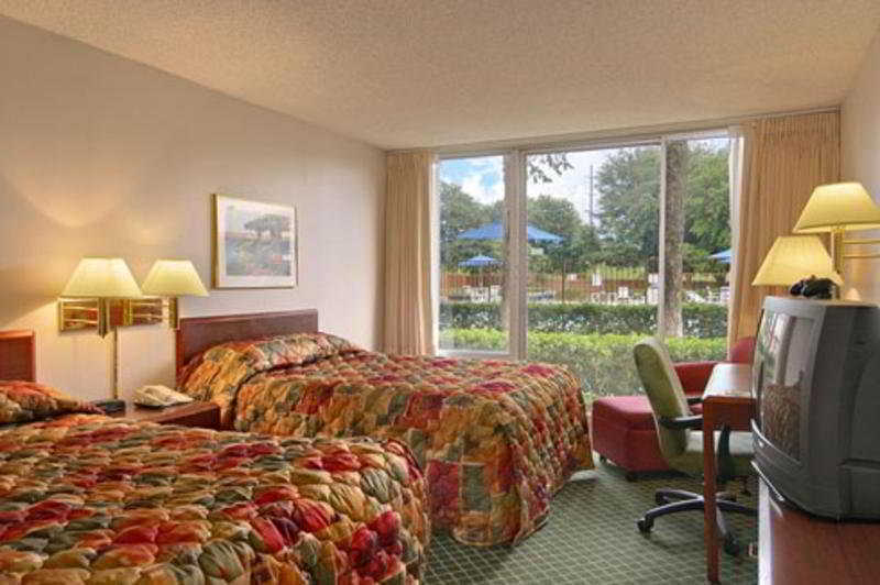 Staybridge Suites Dallas Market Ctr Love Field, An Ihg Hotel Kamer foto